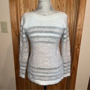 The Limited Sweater Women’s Size Small